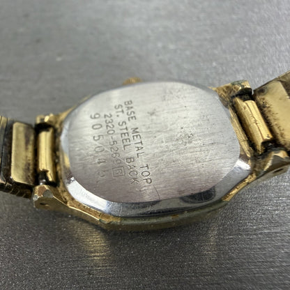 Seiko Watch Women 18mm Champagne Dial Gold Tone Rectangle 23205269 NewBattery L8