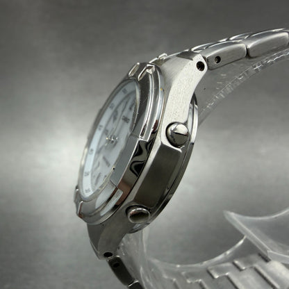 Casio Waveceptor Watch Women 30mm White Dial Silver Tone Round LWQ-150 Runs2