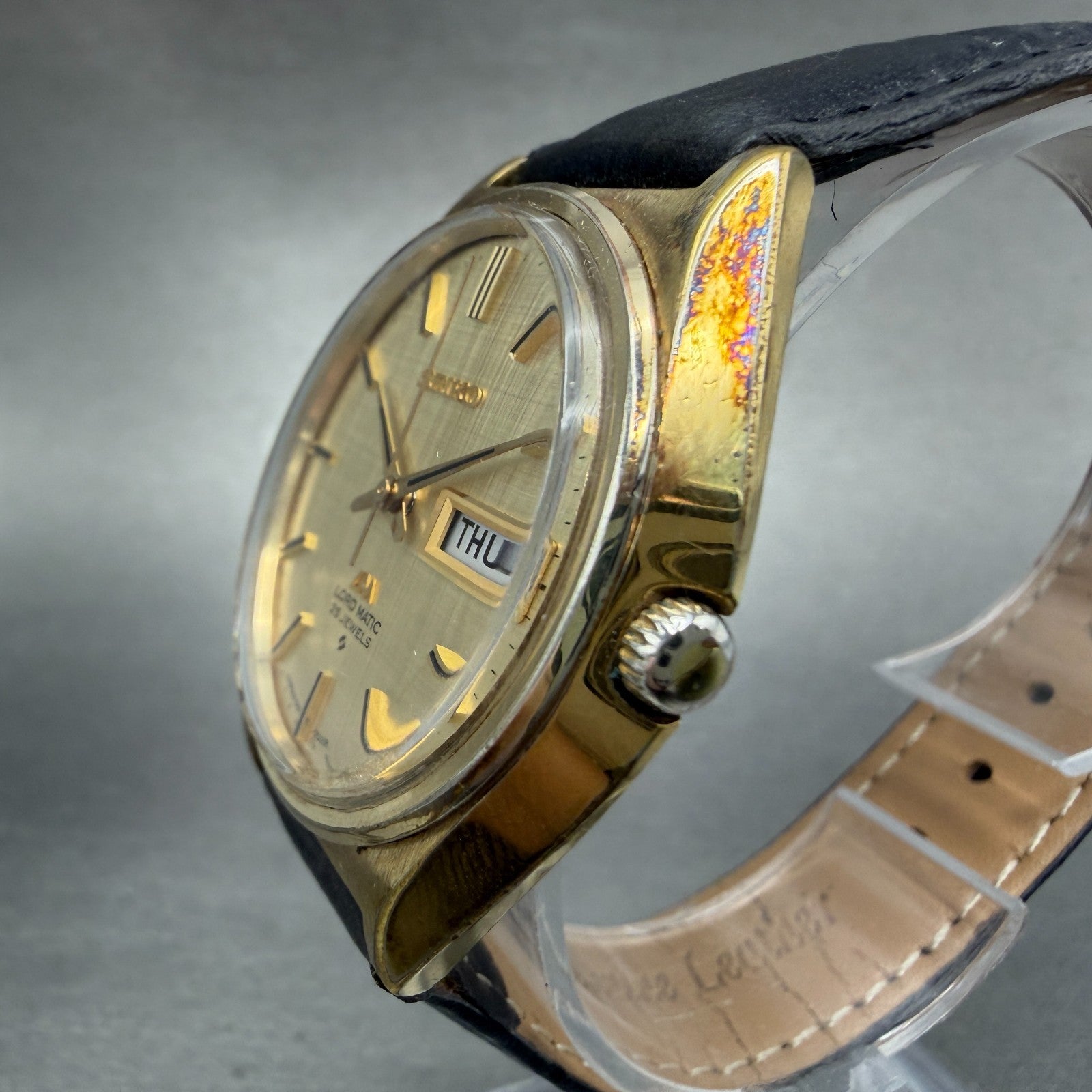 Seiko Lord Matic Watch Men 36mm Champagne Dial Gold Tone Daydate 5606-7010 Runs2