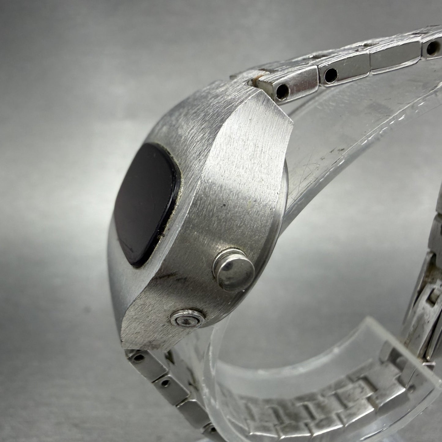 Hamilton Red Led Watch Women 24mm Digital Silver Tone Oval 992976 PARTS3