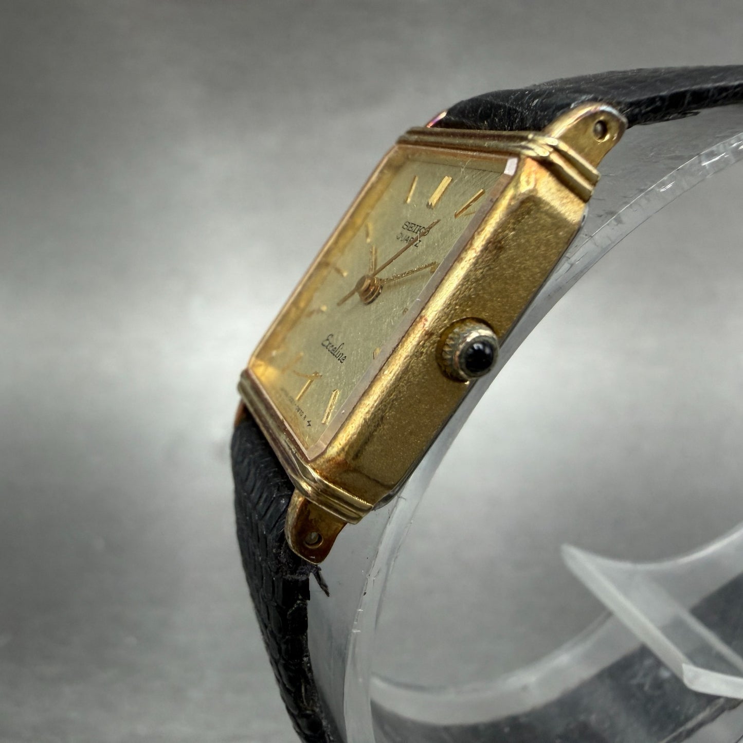 Seiko Exceline Tank Watch Women 18mm Champagne dial Gold Tone 1221-5670 New Batt2