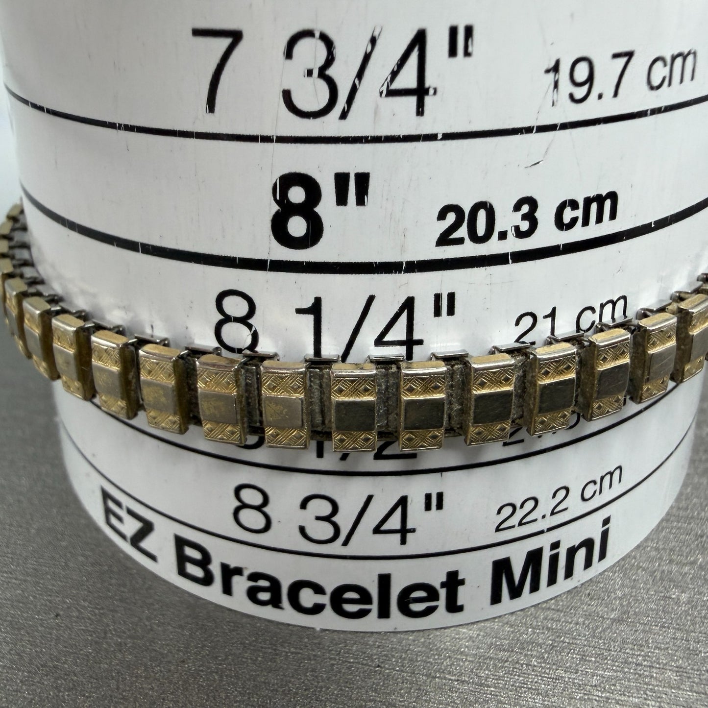 Seiko Watch Women 20mm White Dial Gold Tone Round 2Y01-0A19 New Battery Vintage10