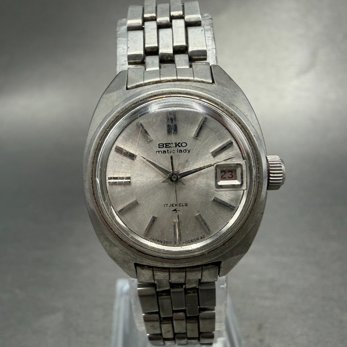Seiko Maticlady Watch Women 23mm Silver Dial Silver Tone Date 2517-0211 Runs0
