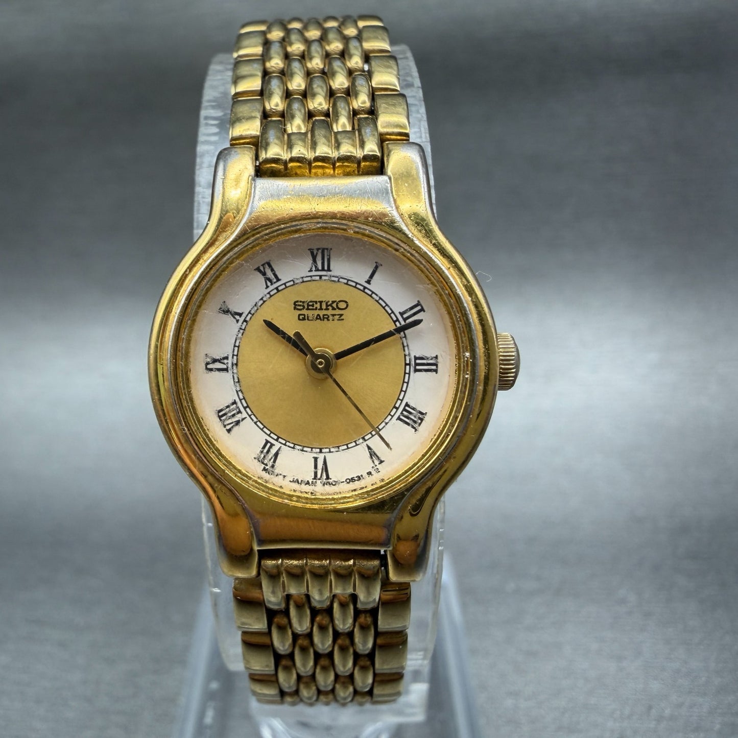 Seiko Watch Women 19mm White Dial Gold Tone Round V401-0289 New Battery Vintage0