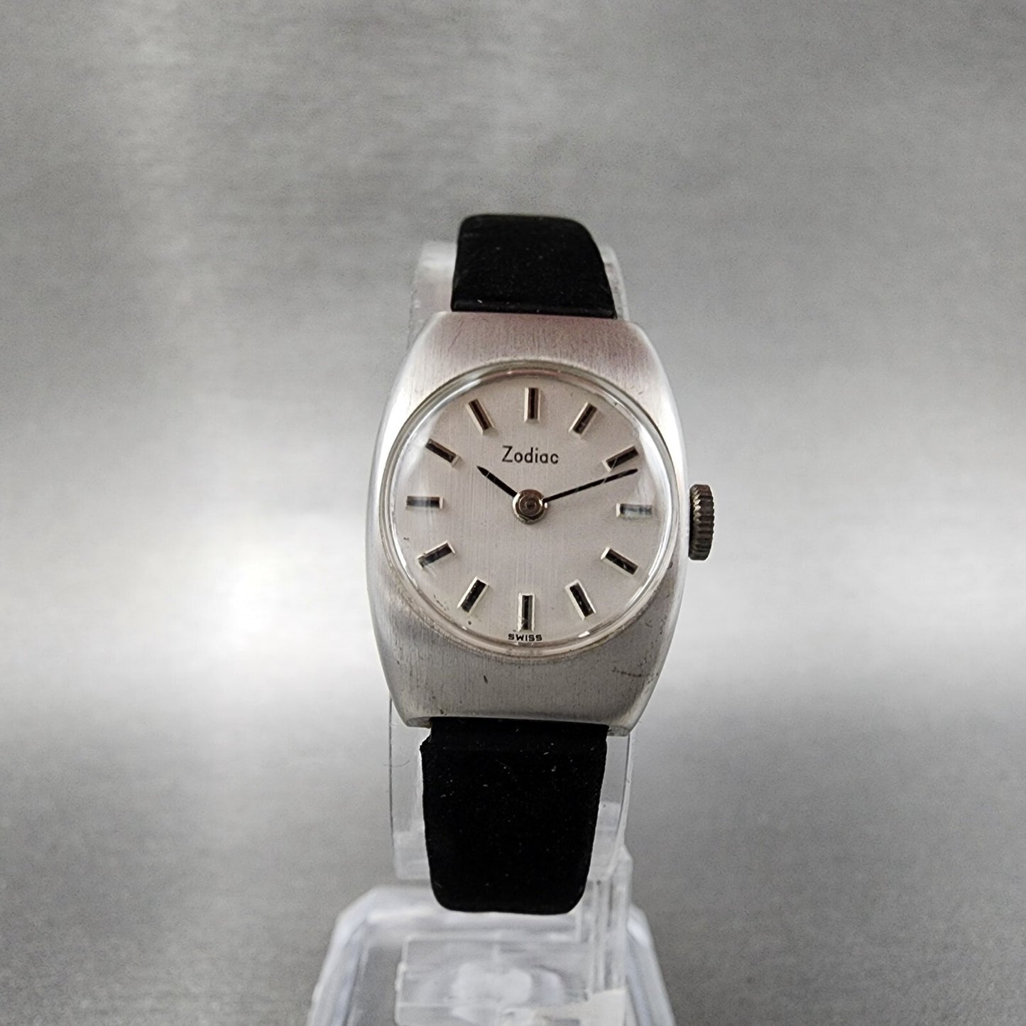 VTG Zodiac Watch Women 19mm Silver Dial Gold Plated Manual Wind Runs6
