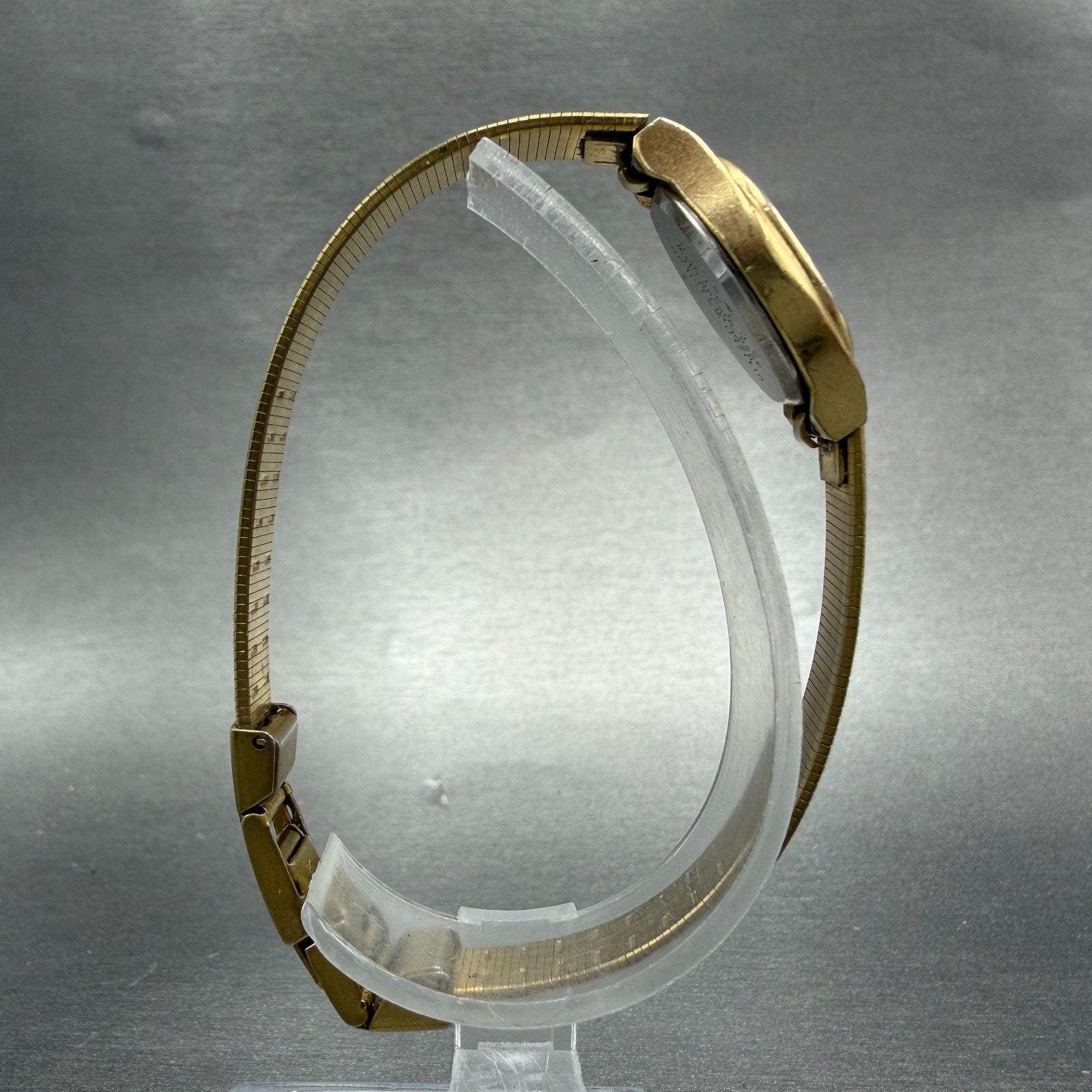 Citizen CQ Watch Women 16mm Black Dial Gold Tone Oval 3220-S16598 New Battery H78
