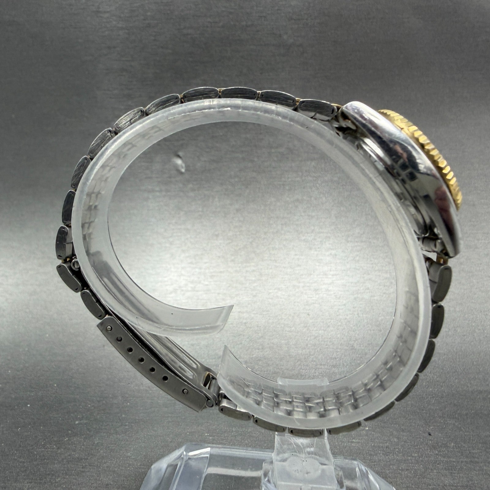 Seiko SQ Watch Women 25mm Silver Dial Two Tone Daydate Round 8523-0059 New BattR8