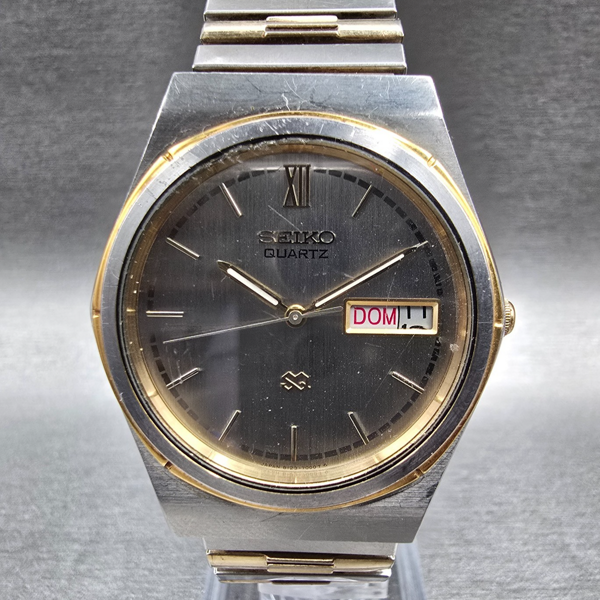 Seiko SQ Watch Men 35mm Silver Dial Two Tone Daydate Round 8123-7009 New Battery0