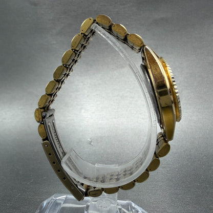 Citizen CQ Watch Women 26mm Silver Dial Gold Tone Daydate 6000-072952 NewBattery8