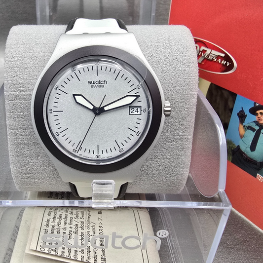 Swatch James Bond Live and Let Die Watch Men 37mm Date YGS4012 New Battery NOS0