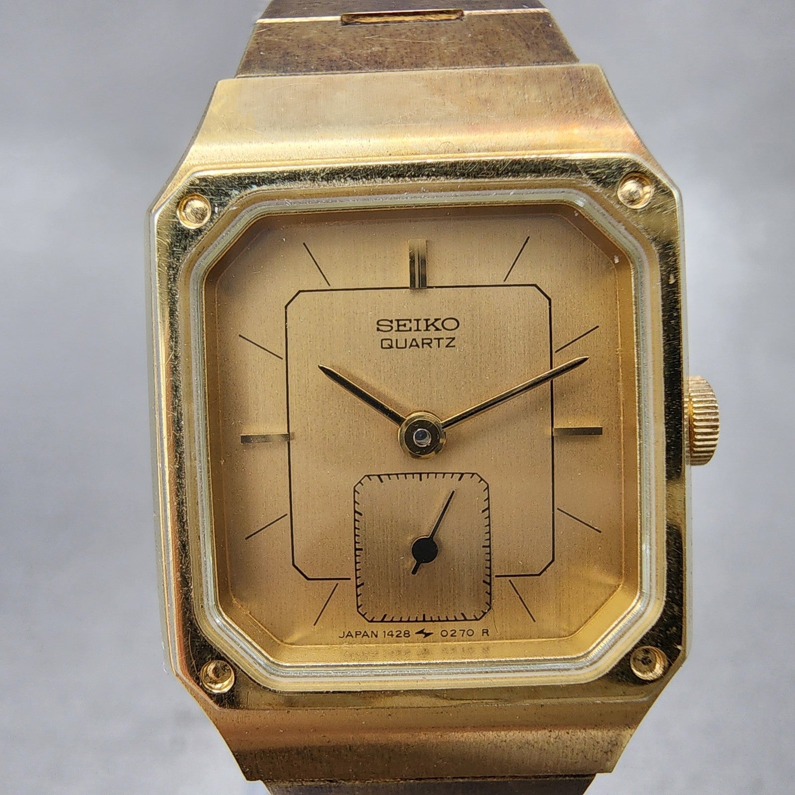 Seiko Tank Watch Women 20mm Champagne Dial Gold Tone 14285089 New Battery1