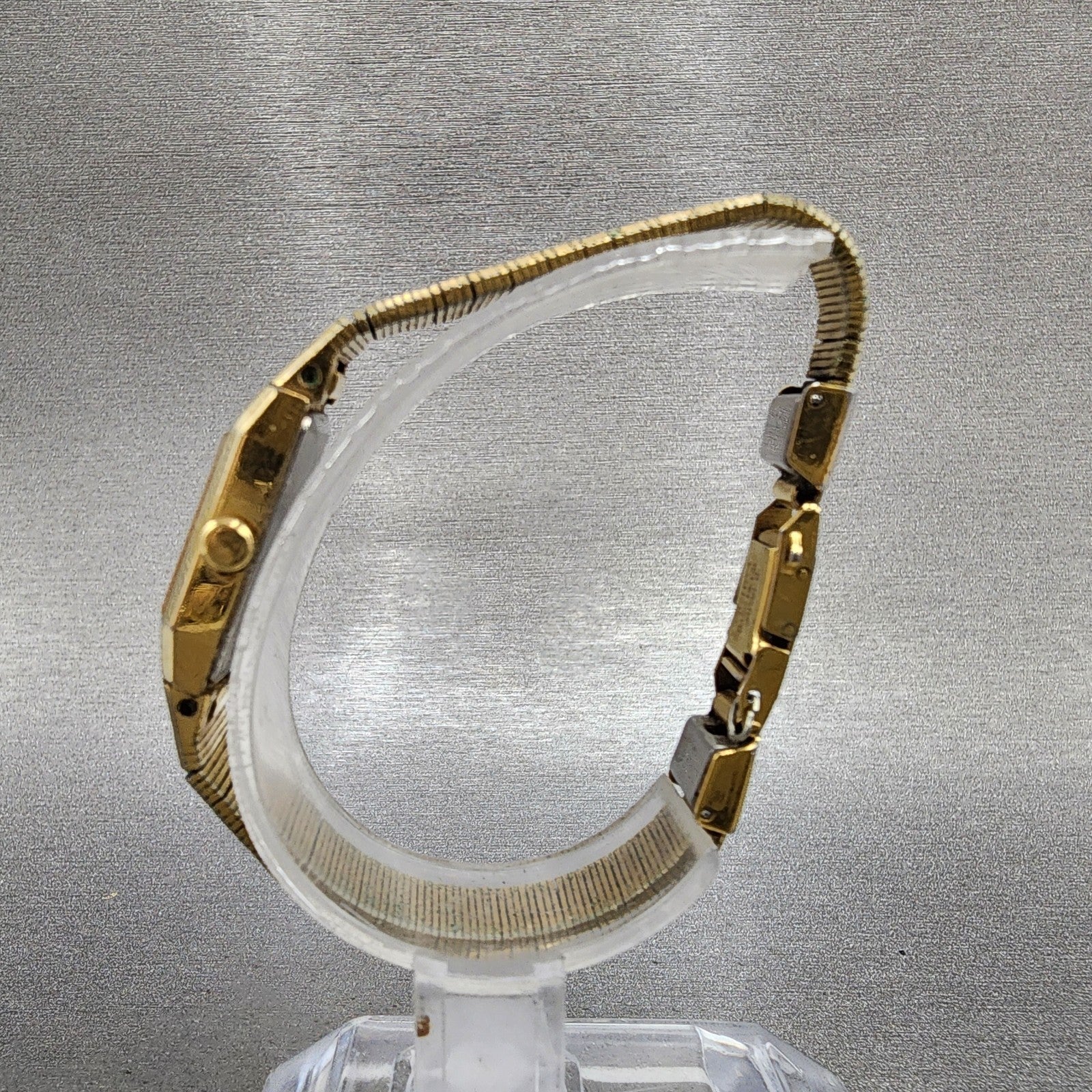 VTG Seiko Watch Women 12mm Gold Dial Gold Tone Rectangle 13205049 New Battery6