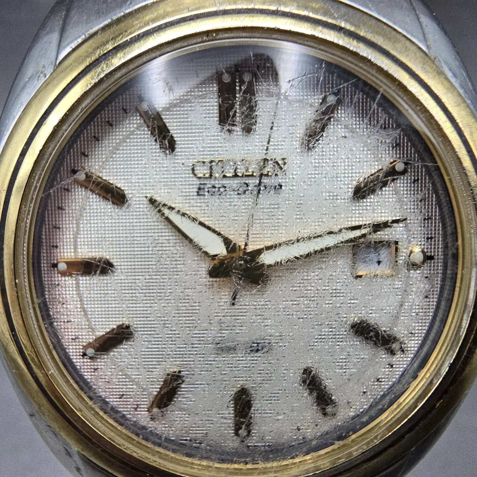 Citizen Eco-Drive Watch Men 39mm White Dial Two Tone Date F810-S005353 Runs1