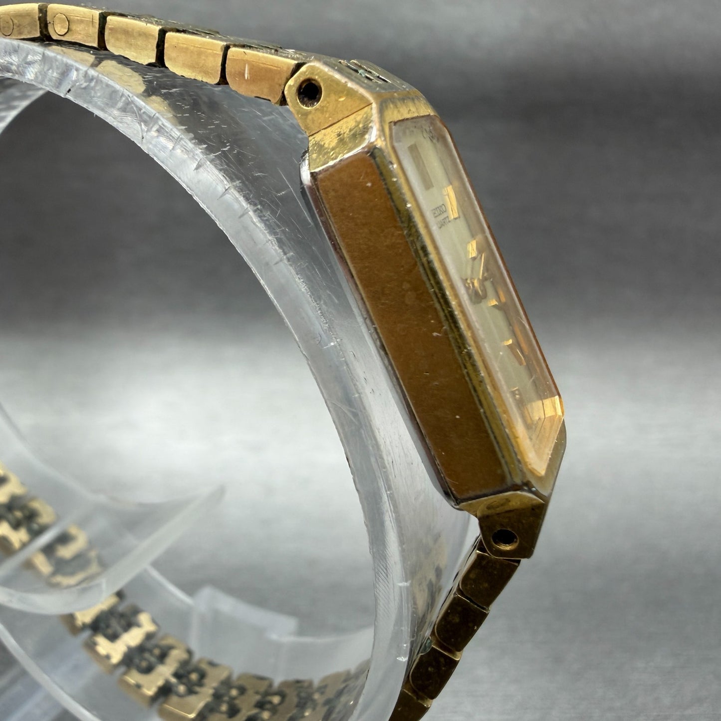 Seiko Watch Women 12mm Champagne Dial Gold Tone 1320-5029 New Battery Vintage 543