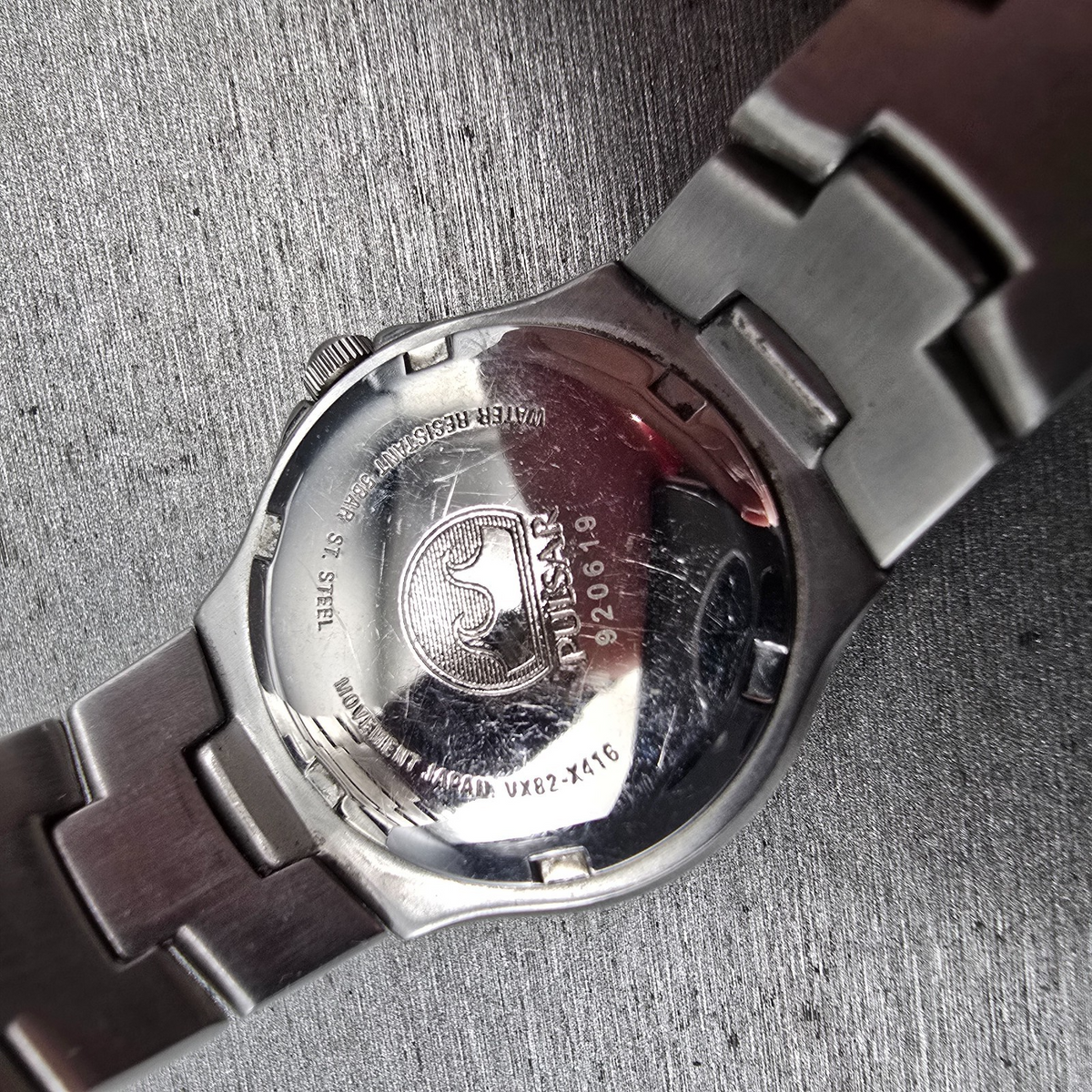 Seiko Pulsar Watch Women 27mm MOP Dial Silver Tone Gemmed Date VX82-X416 New Bat10