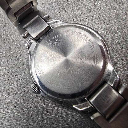 Bulova Watch Women 28mm White Dial Silver Tone Round 96L215 New Battery10