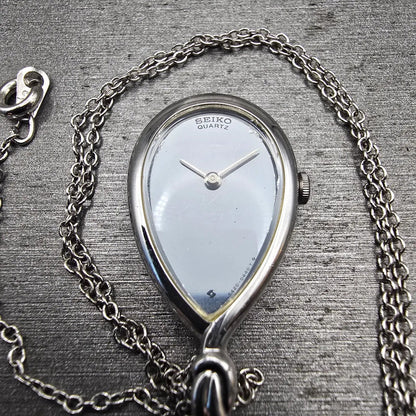 Seiko Pendant Watch Women 17mm Silver Dial Silver Tone 5420-5190 New Battery0
