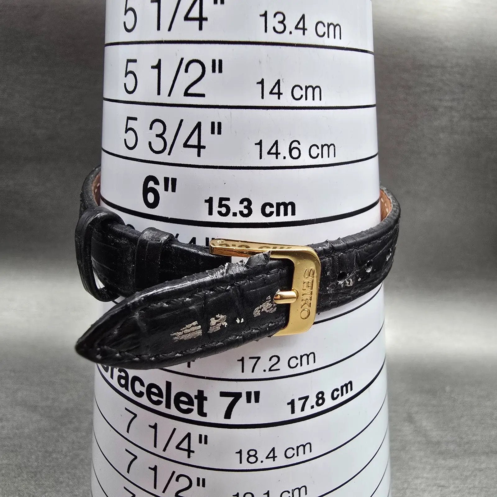 Seiko Tank Watch Women 18mm White Dial Gold Tone Rectangle 1N01-0LK0 New Battery9