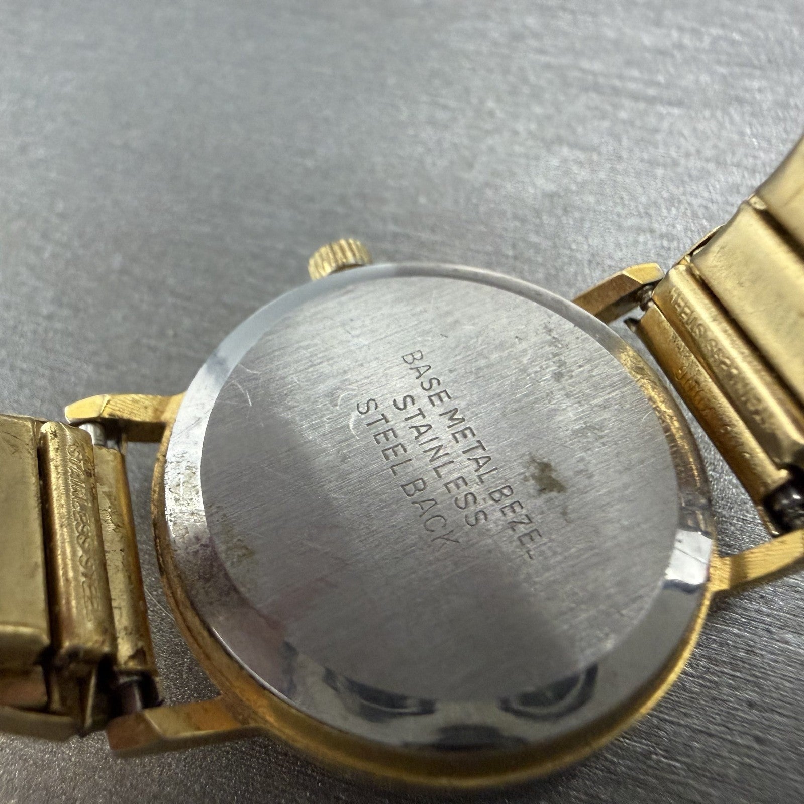 Lucien Piccard Dufonte Watch Women 24mm Gold Dial Gold Tone Round New Battery9