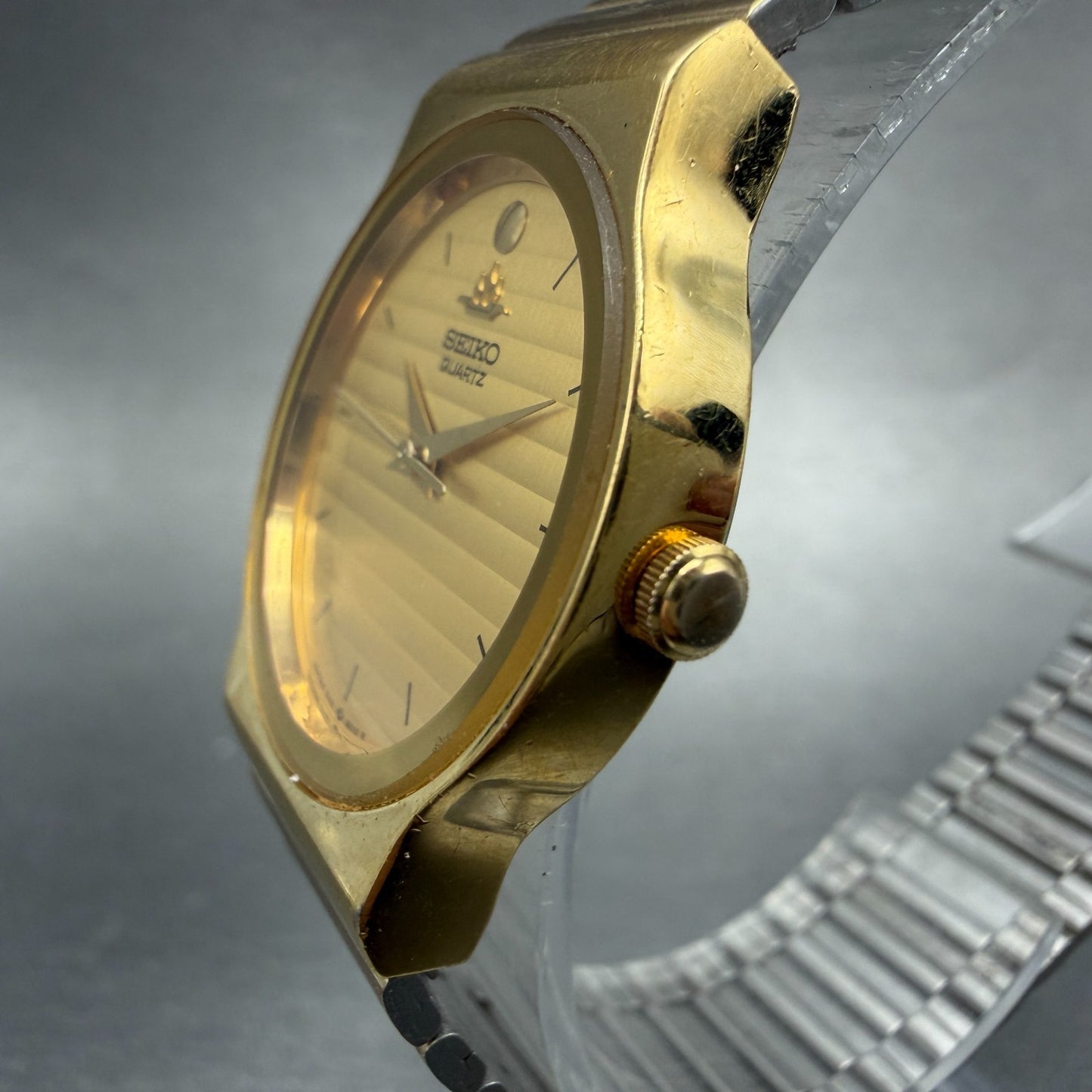 Seiko Watch Women 28mm Champagne Dial Gold Tone Round 5y91-6010 New Battery VTG2