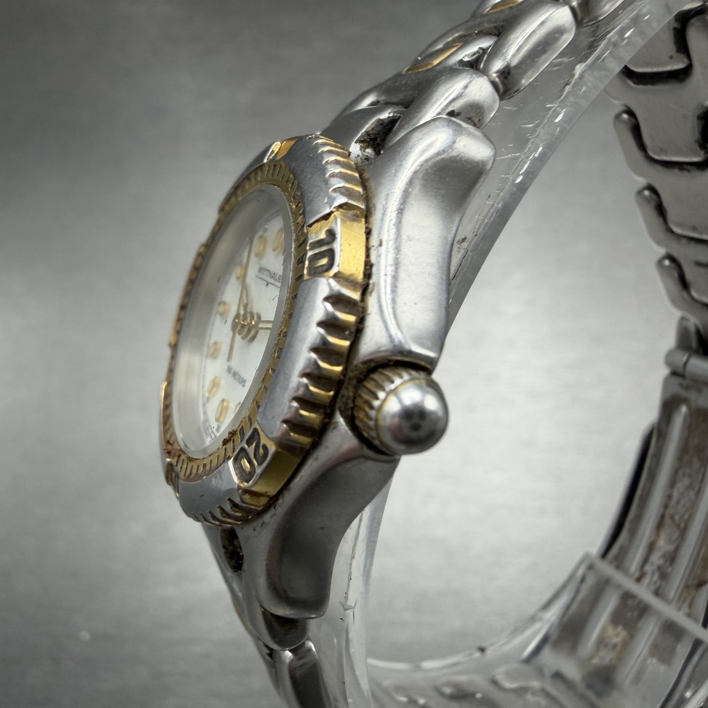 Wittnauer Dive Watch Women 24mm White Dial Two Tone Round SS25970703 New Battery2