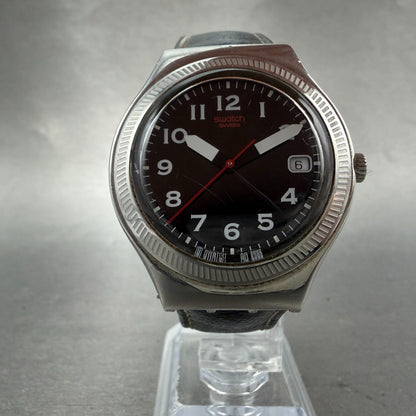 Swatch Irony Uomo d'Onore Watch Men 37mm Black Dial Steel Date Round New Batt AB5