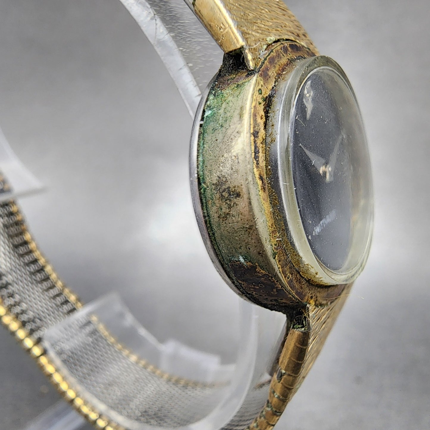 Wittnauer Watch Women 28mm Black Dial Gold Tone Oval Manual Wind Runs VTG3