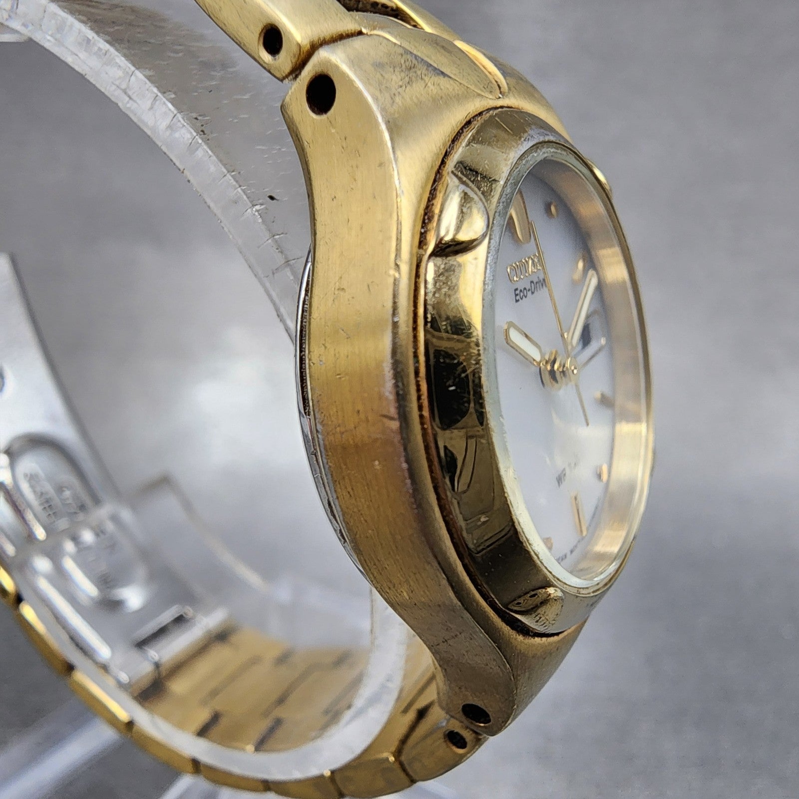 Citizen ecoDrive WR 100 Watch Women 26mm Silver Dial Gold Tone Daydate Runs3