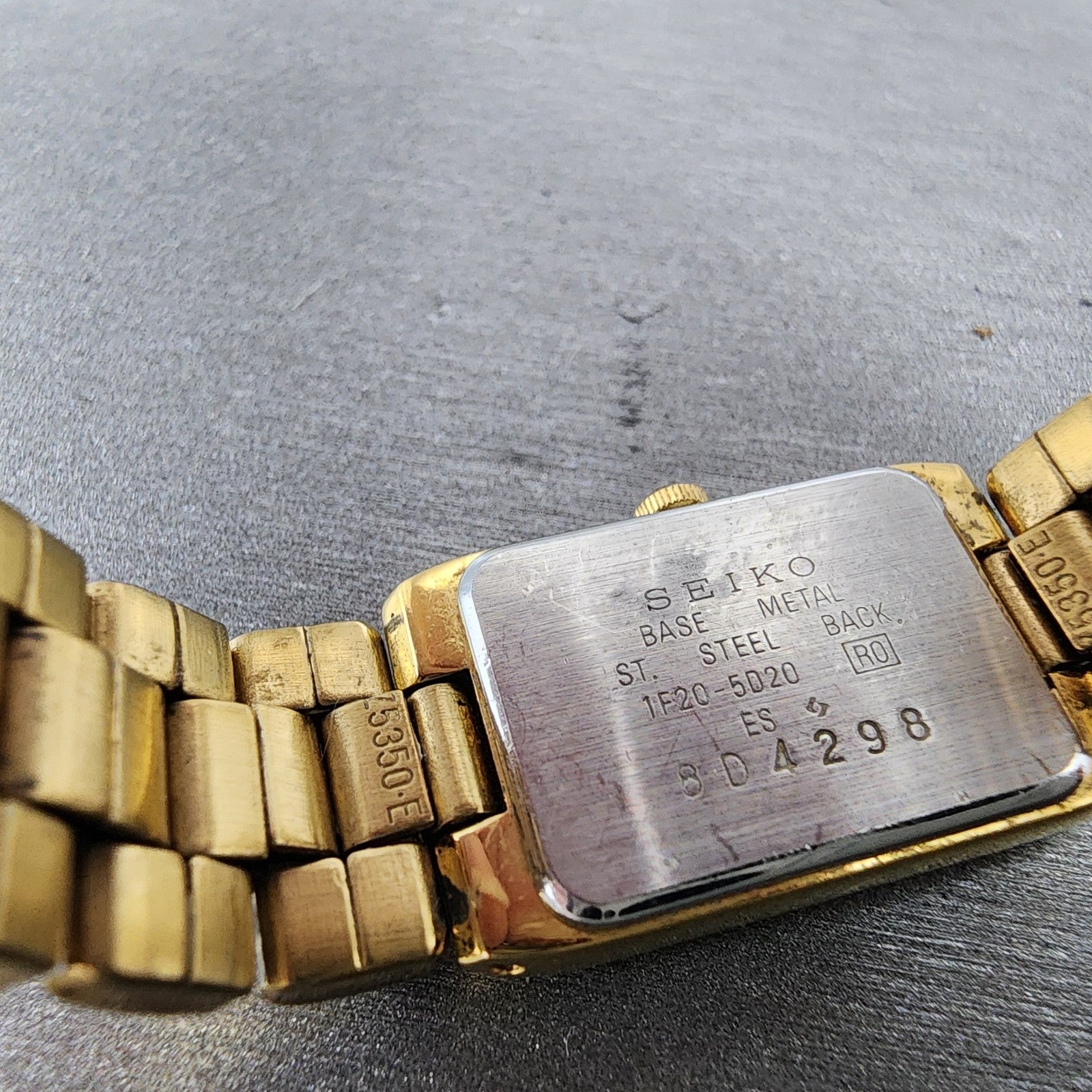 Seiko Tank Watch Women 14mm Black Dial Gold Tone Rectangle 1F205D20 New Battery9