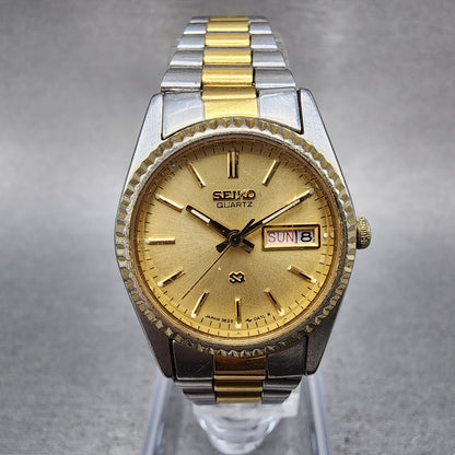 Seiko SQ Watch Women 24mm Gold Dial Two Tone Daydate Round 3E230A60 New Battery0
