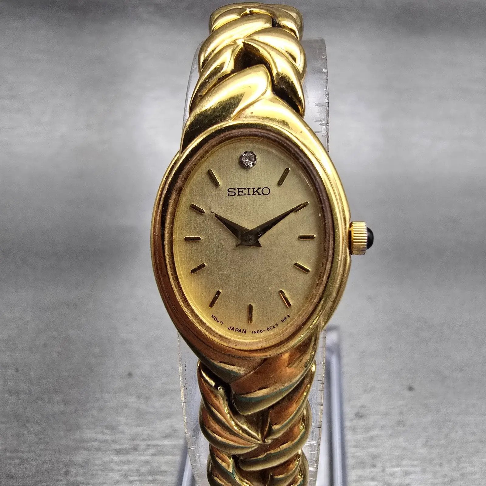 Seiko Watch Women 18mm Champagne Dial Gold Tone Oval 1N00-0BL0 New Battery VTG0
