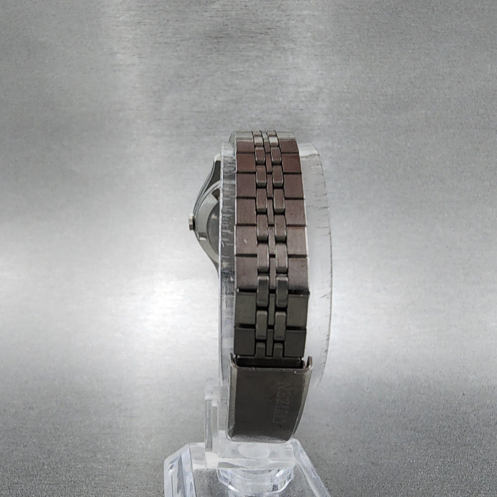 Seiko Watch Women 27mm Black Dial Silver Tone Daydate 2623016b New Battery7