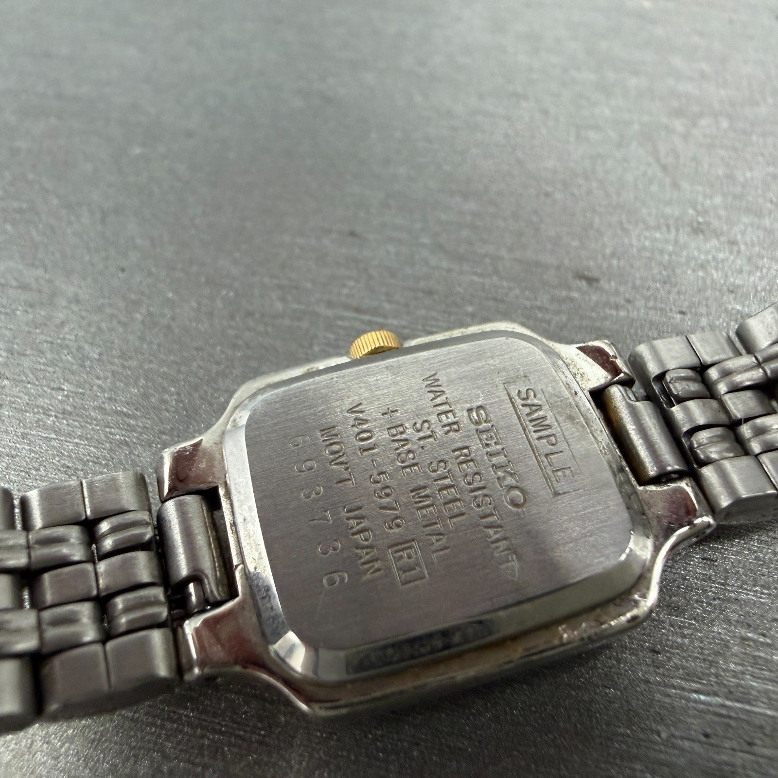 Seiko Tank Watch Women 19mm Cream Dial two Tone Rectangle V401-5979 New Battery9