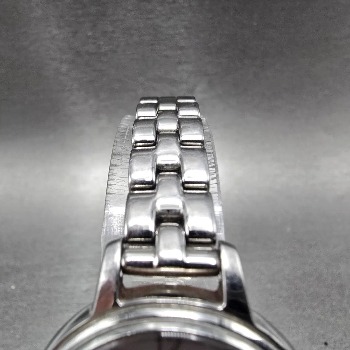 Citizen Eco-Drive Chandler Watch Women 31mm Gray Dial Silver Date EW2440-53A4