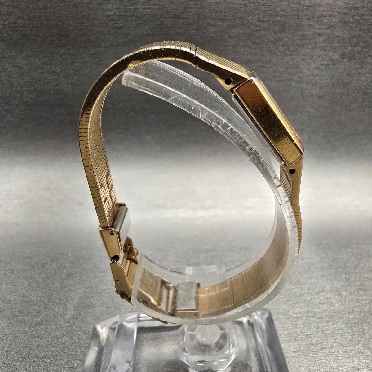 Seiko Watch Women 13mm Gold Dial Gold Tone Rectangle 1E20-5109 New Battery VTG8