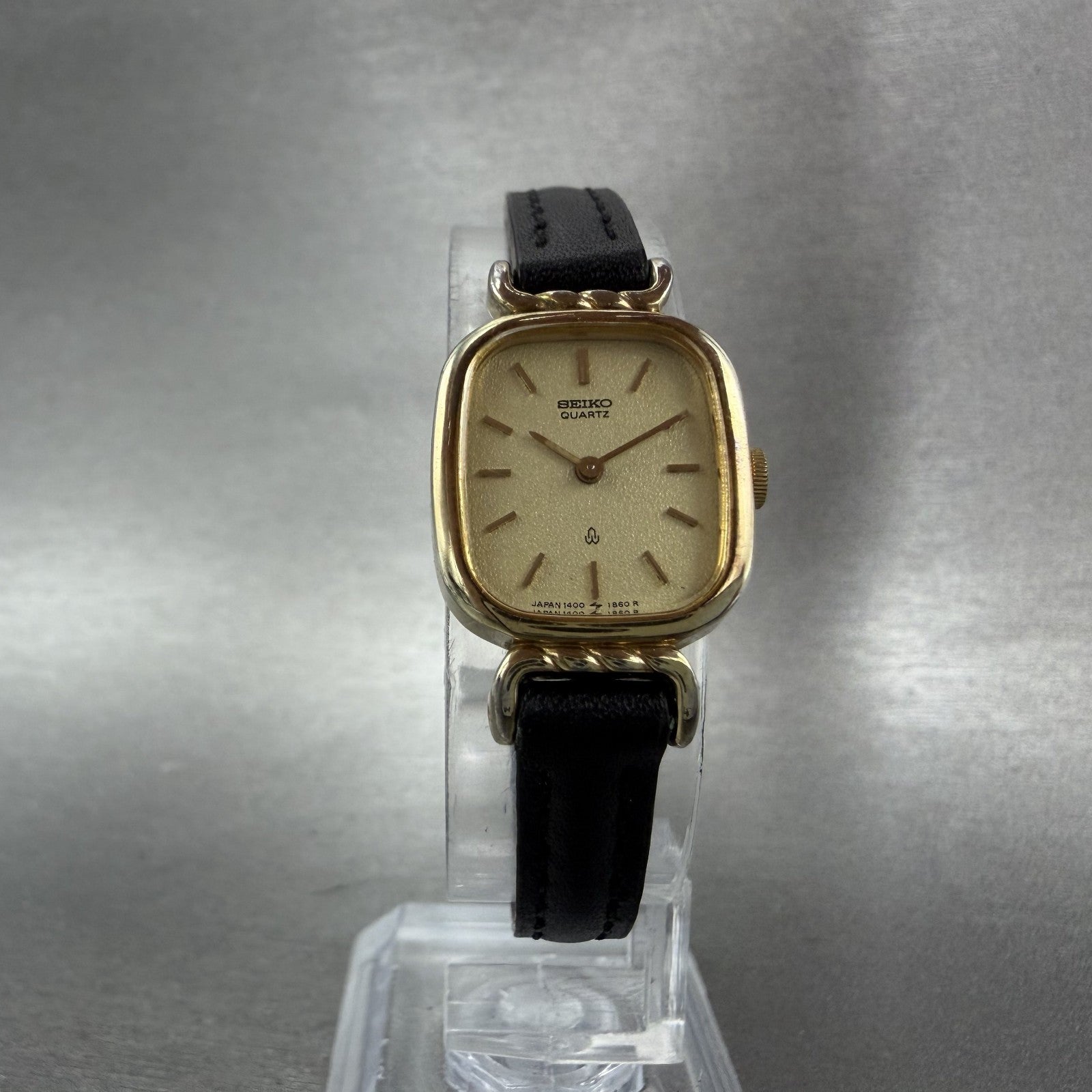 Seiko Tank Watch Women 17mm Champagne Dial Gold Tone 14006050 New Battery5