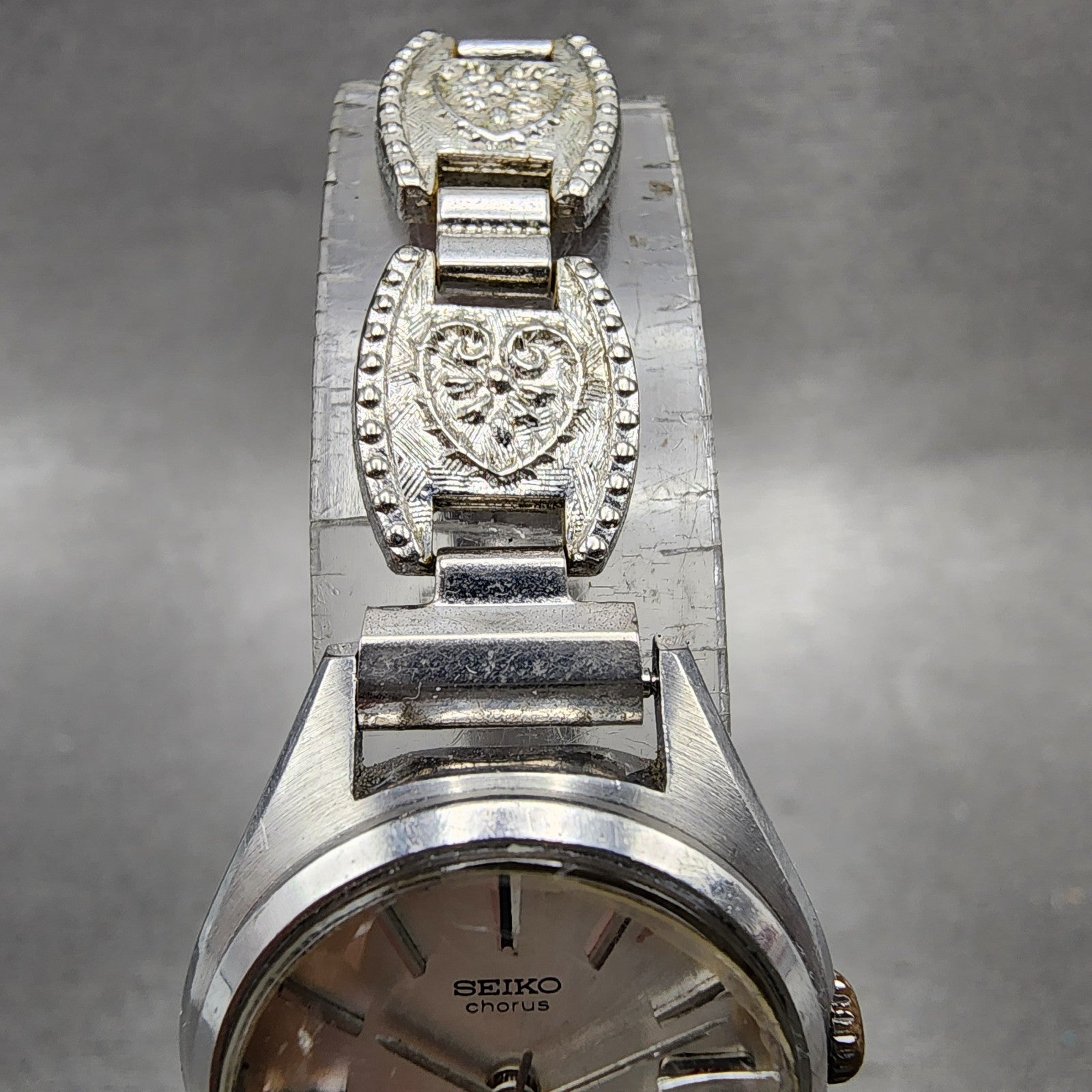 Seiko Special Watch Women 23mm Silver Dial Silver Tone Date Manual 25180090 Run4