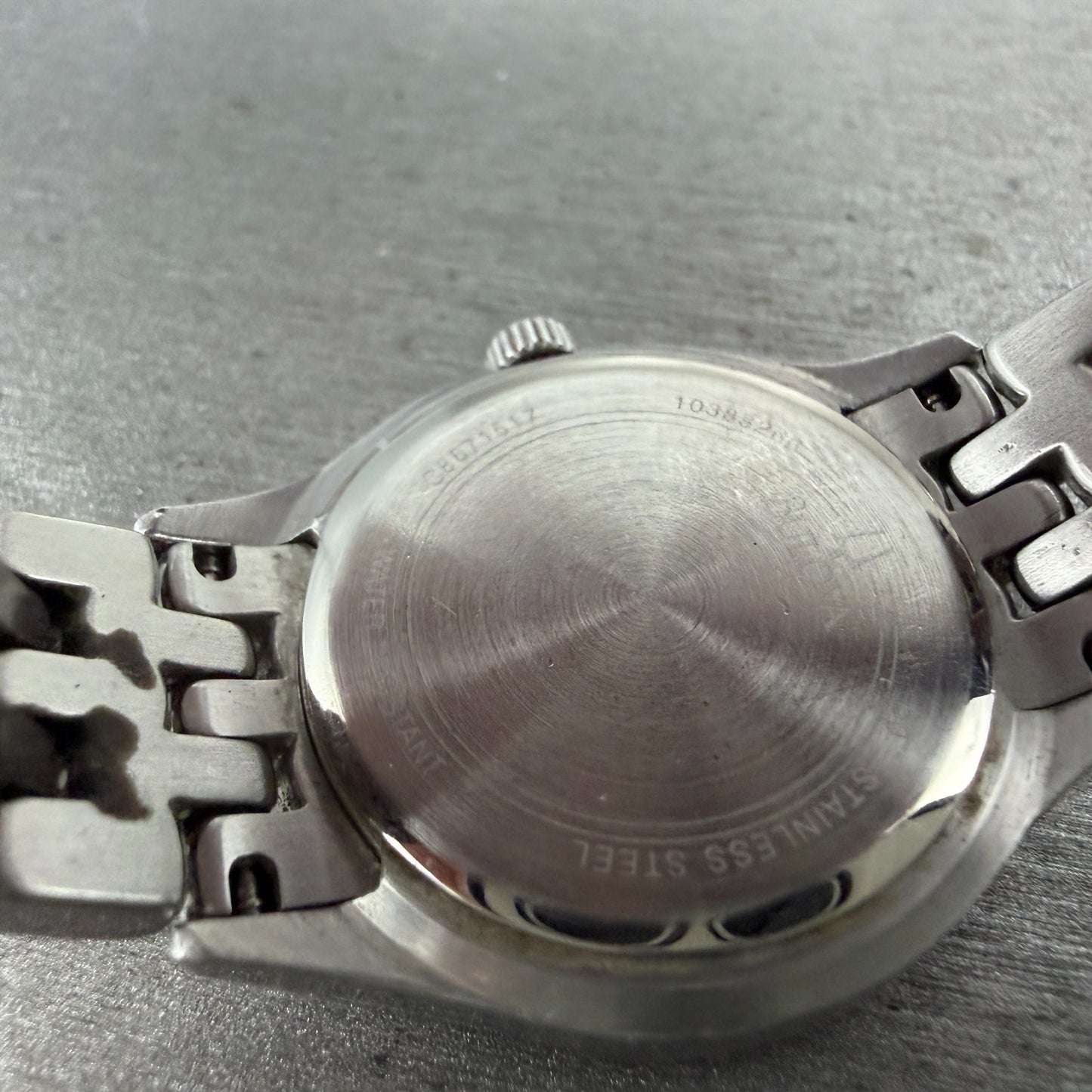 Bulova Watch Women 28mm Silver Dial Silver Tone Round 96L32 New Battery9