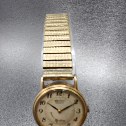 Seiko Exceline Watch Women 22mm Cream Dial Gold Tone Round 23200380 New Battery4