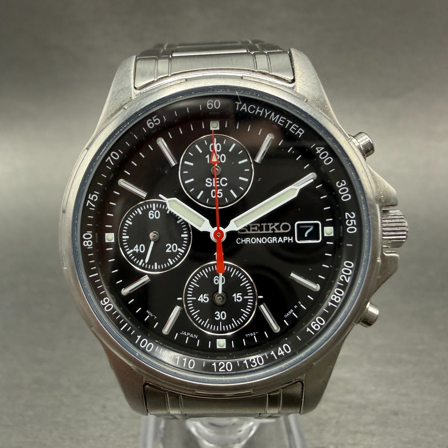 Seiko Chronograph Watch Men 36mm Black Dial Silver Tone Date 7T92-0BA0 New Batt40