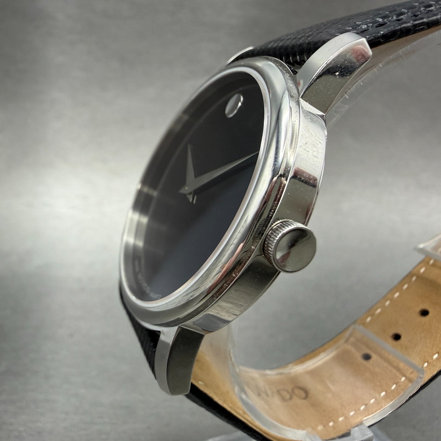 Movado Museum Watch Men 39mm Black Dial Steel Round Leather 2100002 New Battery22