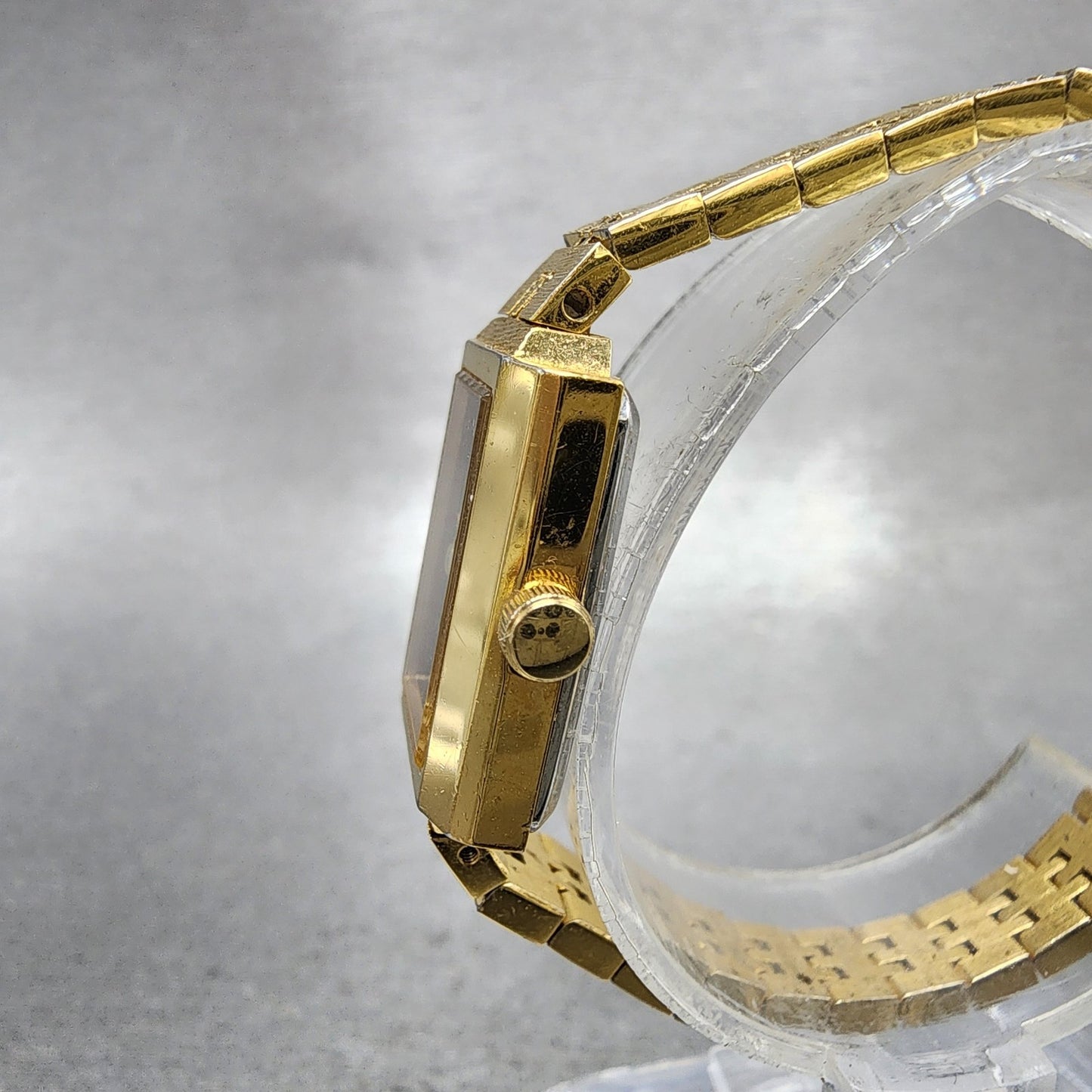 Citizen CQ Watch Women 17mm Black Dial Gold Tone Rectangle 3220 New Battery2