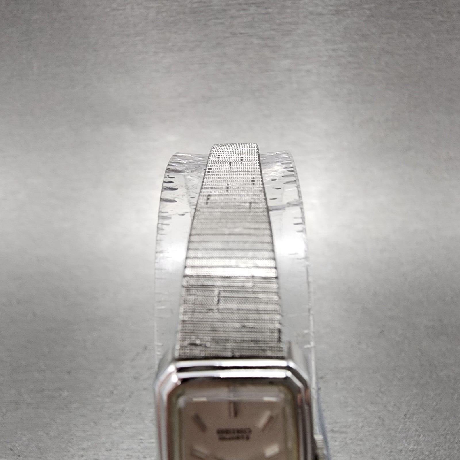 Seiko Tank Watch Women 14mm Silver Dial Silver Tone 13205779 New Battery4