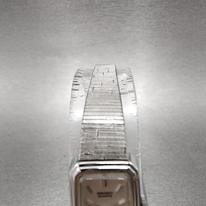 Seiko Tank Watch Women 14mm Silver Dial Silver Tone 13205779 New Battery4