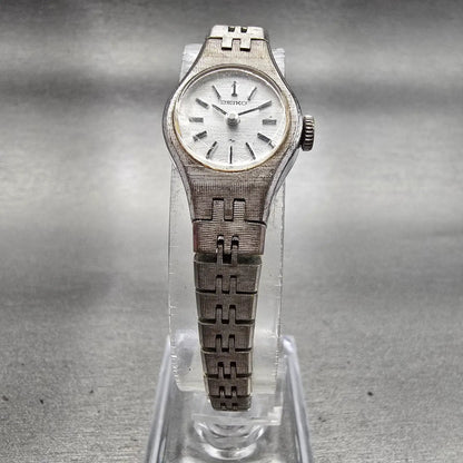 Seiko Watch Women 17mm Silver Dial Silver Tone Round 11-0639 Manual Wind Works5