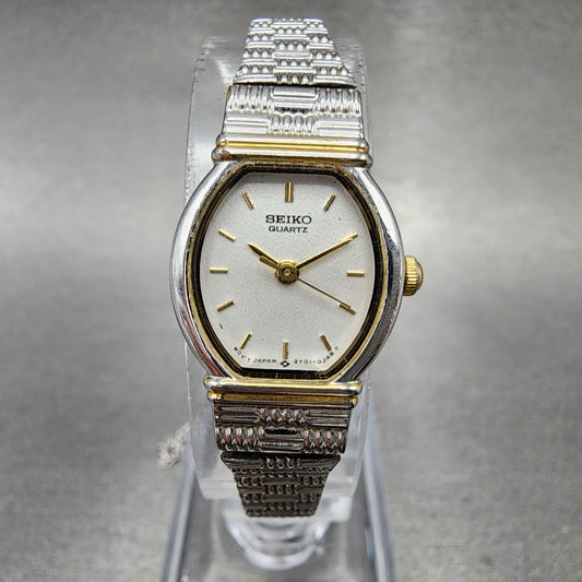 Seiko Watch Women 17mm White Dial Two Tone Oval 2Y015C09 New Battery0