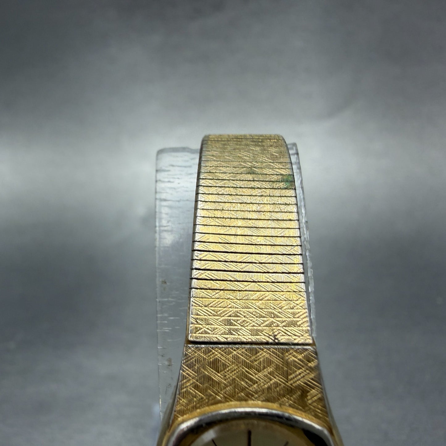 Citizen CQ Watch Women 16mm Champagne Dial Gold Tone Oval 4-833023 New Battery4
