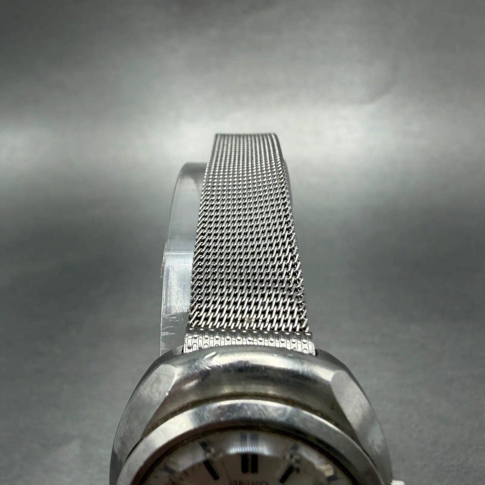 Seiko Matic Lady Watch Women 27mm Silver Dial Silver Tone Date 2517-0520 Runs5