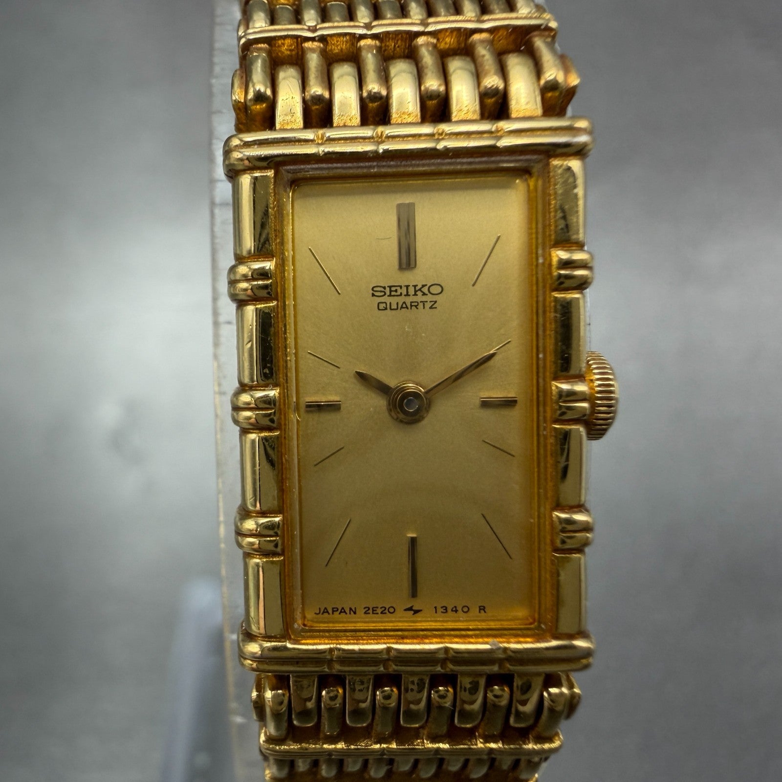 Seiko Tank Watch Women 12mm Champagne Dial Gold Tone 2e20-6109 New Battery 97KG1