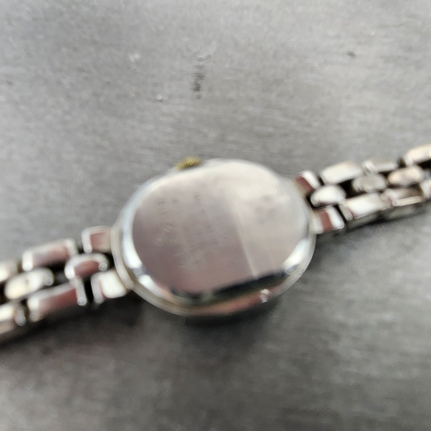 Seiko Watch Women 15mm White Dial Two Tone Oval Vintage 1f215a40 New Battery9